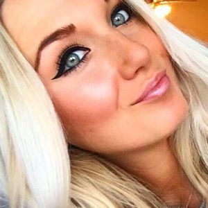 Meet your Posher, Stefani